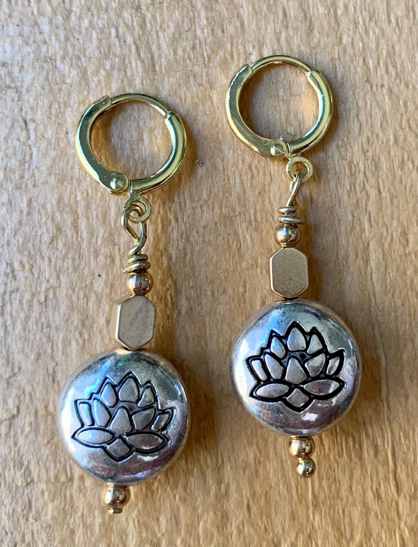 Lotus Hoop Earrings - ByMNC