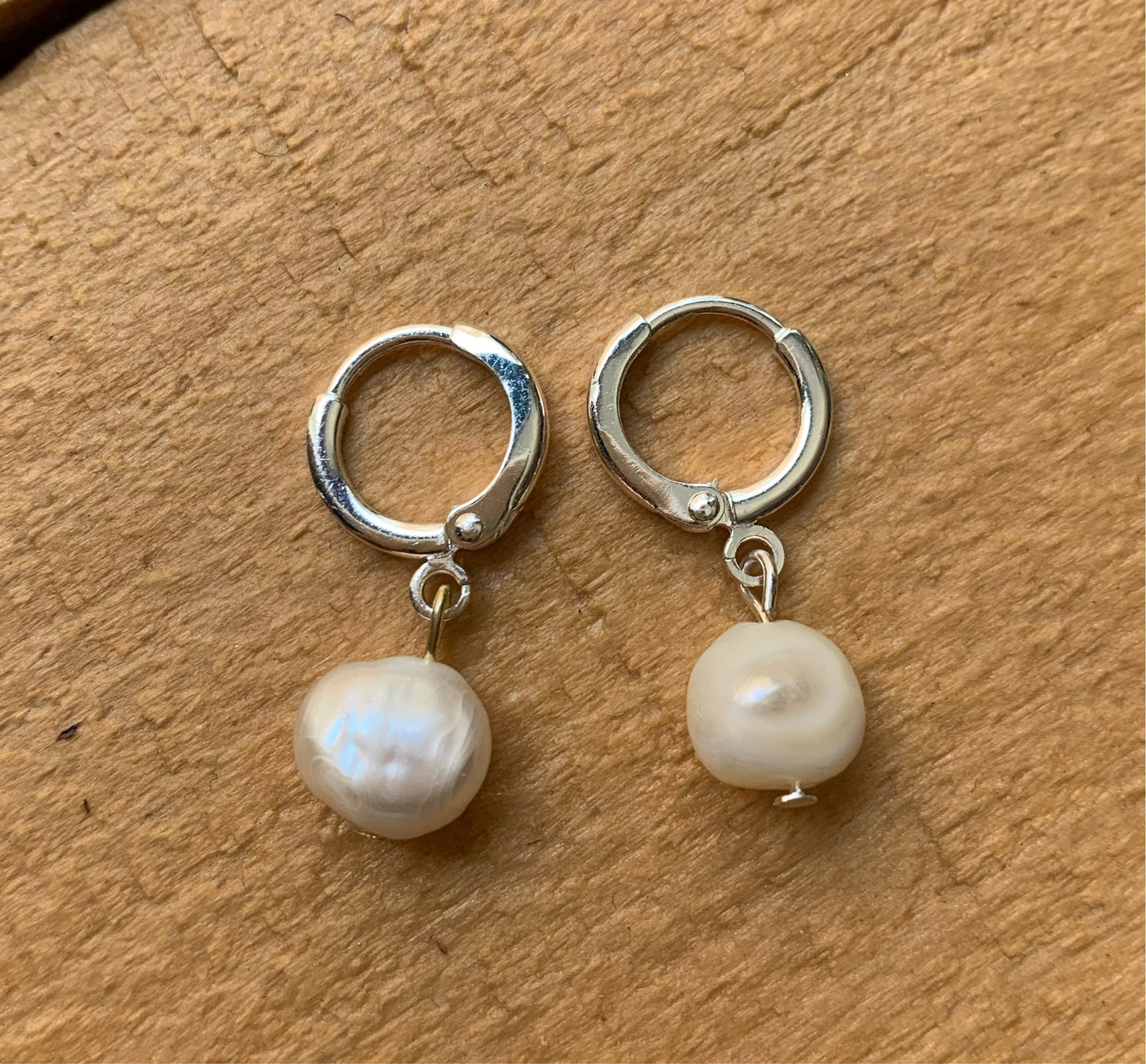 Silver Huggie Pearl Earrings - ByMNC