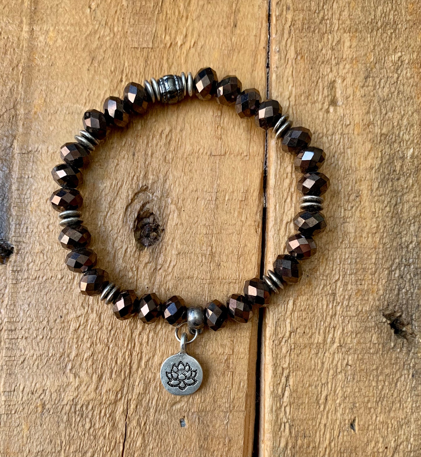 Lotus Flower Beaded Bracelet - ByMNC